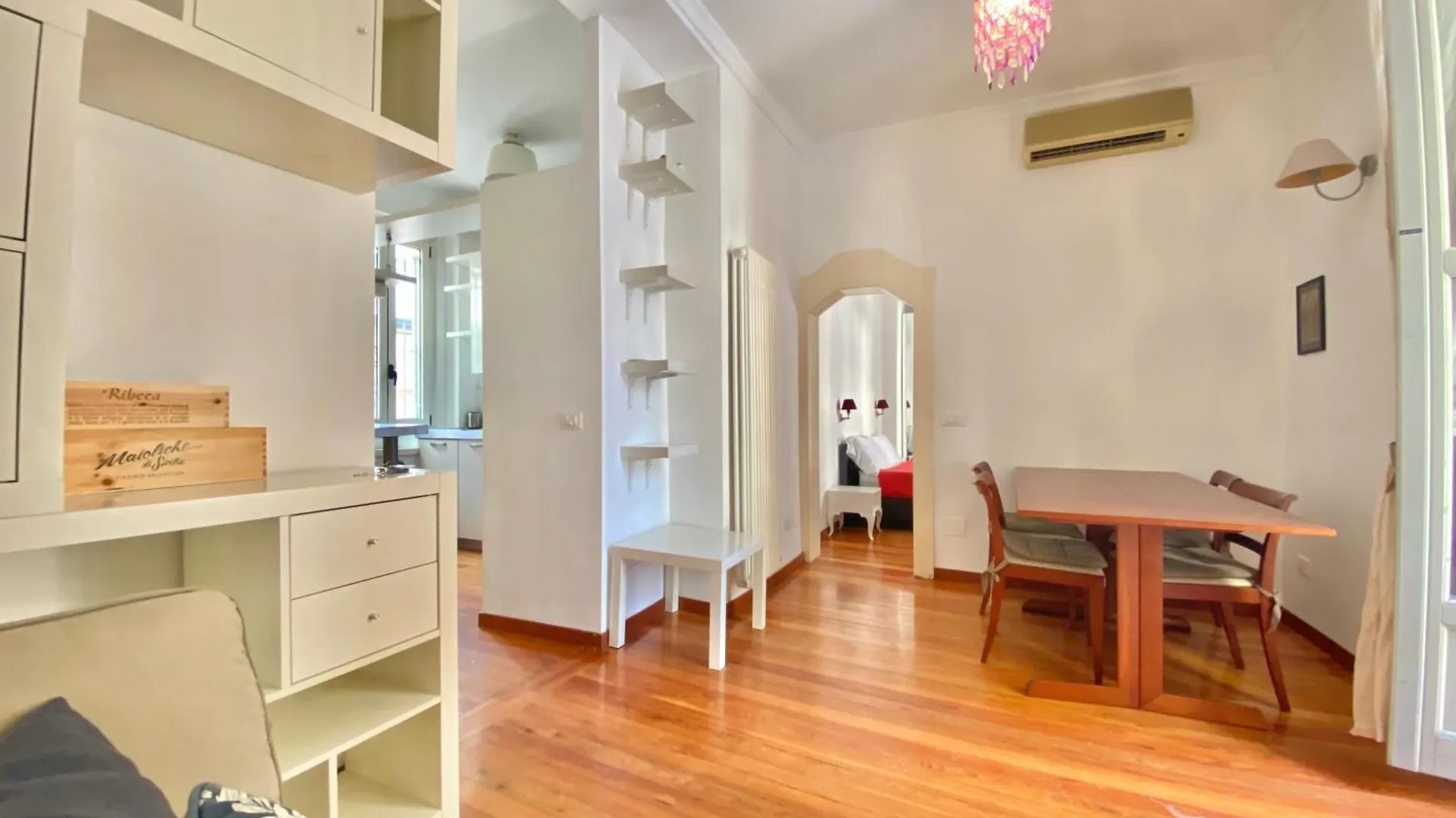 In Coorte Di Prestigio Salutati Home Milan Apartment