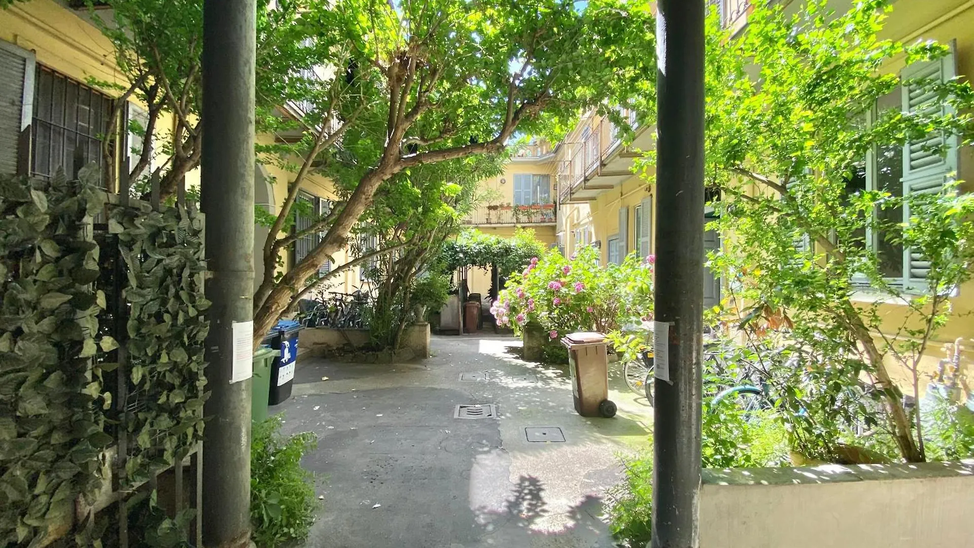In Coorte Di Prestigio Salutati Home Milan